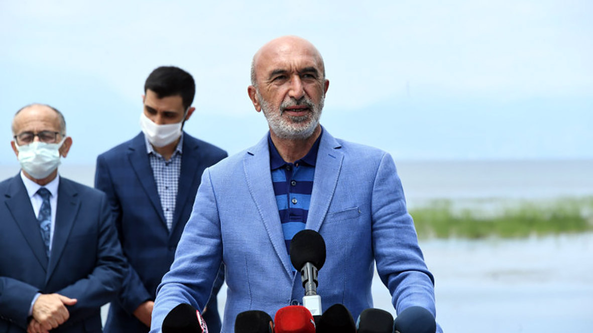 “Davamızın hizmetinde olmayı sürdüreceğim”